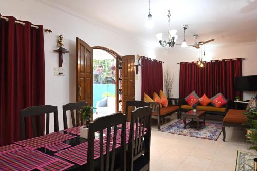 GR Stays - 3Bhk Private Villa in Calangute with Private Jacuzzi Pool - image 4