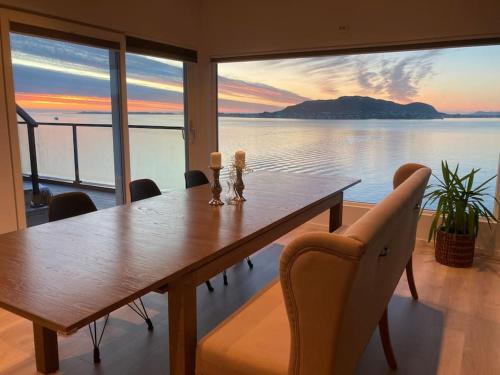 Villa with a view, Ålesund
