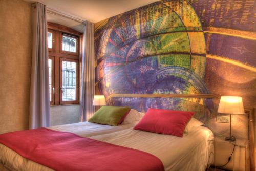 Double Room with Cathedral View image 7