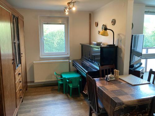 ห้องส่วนกลางสำหรับนั่งเล่น/ดูทีวี, Chata Pastviny, Vlčkovice (Chata Pastviny, Vlckovice) in ปาสตวินี