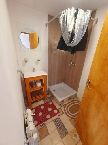 One-Bedroom House image 4