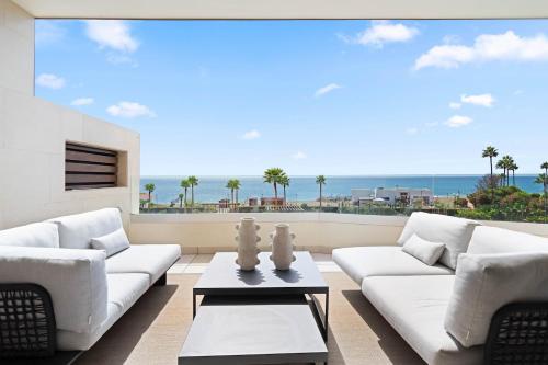 BRAND NEW Luxury 2Bd Velaya Beachfront RDR442 in Estepona