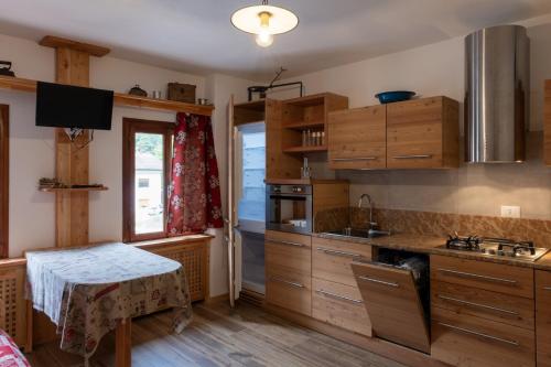 ALLE ANTICHE MINIERE - CASA VACANZE in Rivamonte Agordino