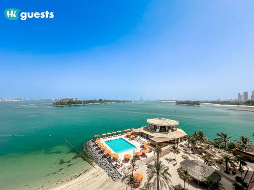 Premier Beachfront Stylish 2BR Apt + Maid Room - image 14