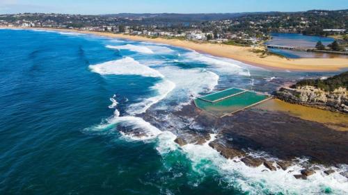 Seaside Haven Tranquil Beachside Escape in Northern Beaches