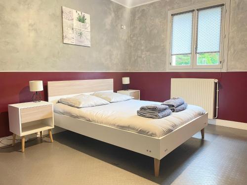 Normandie Cosy Apt rdc indépendant bien équipé dans maison confortable terrasse grand jardin clos sans vis à vis entre Caen et Bayeux, proche plages du débarquement