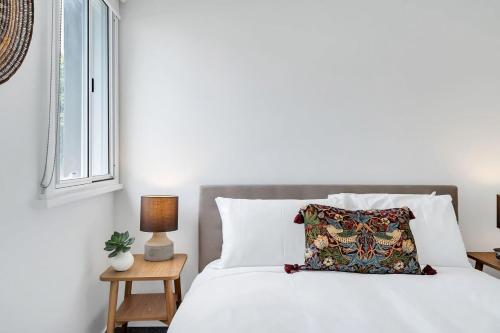 Balmain Harbour Hideaway - image 12