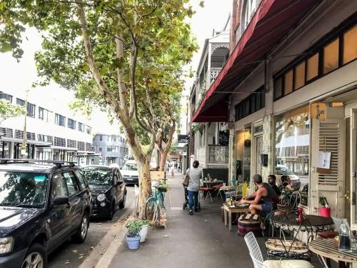Multi Level Surry Hills Home - 4 Bedrooms - image 7