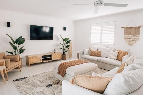 Prime location with pool - walk to Coolum Beach, Coolum Beach (fotografie 7)