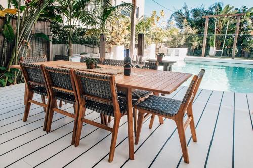 Prime location with pool - walk to Coolum Beach, Coolum Beach (fotografie 6)