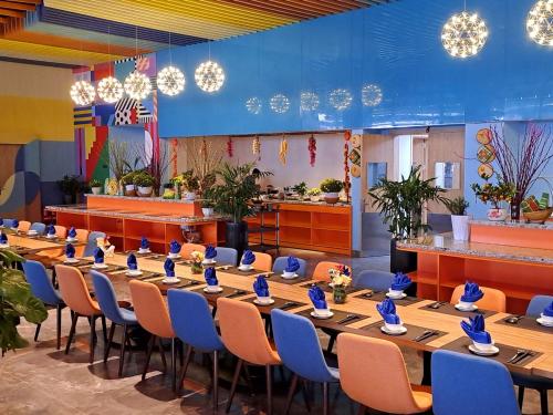 Restaurant, Flamingo Ibiza Hải Tiến Resort Party in Hoang Truong Beach