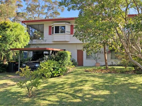 Broulee Pet Friendly Coastal Delight