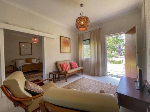 Broulee Pet Friendly Coastal Delight