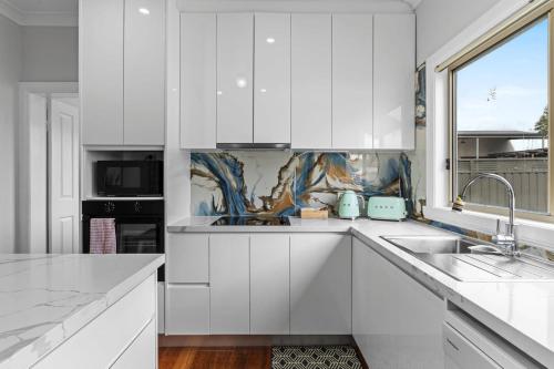 Driftwood Cottage Your Coastal Haven in Lemon Tree Passage