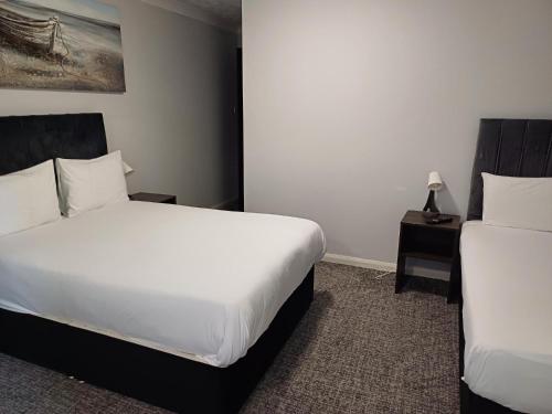 Kings Park Hotel - image 10
