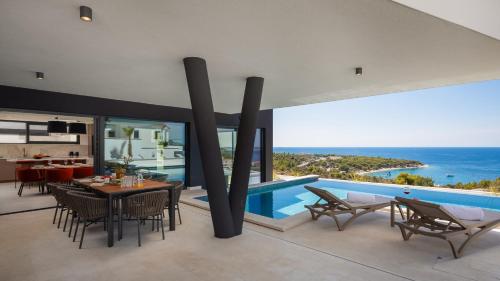 Villa Rossa in Primosten Burnji