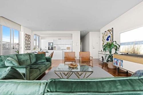 The Perch - Gorgeous 3 Bedroom Penthouse photo 4