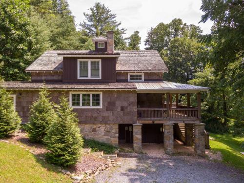 Orchard House in Banner Elk, USA