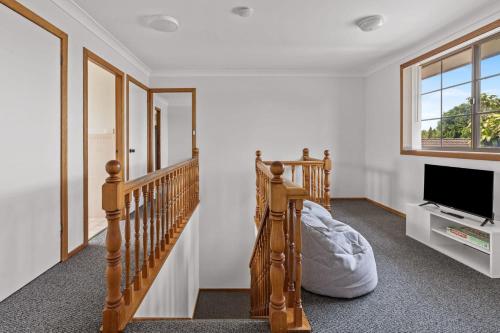 Shoreline Retreat 900m to the beach in Fingal Bay