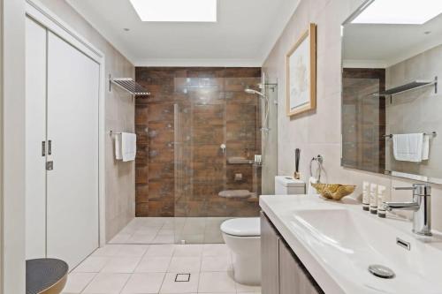 Hitters Paradise Stay Play