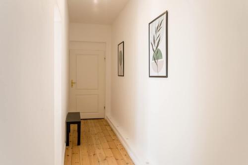 Apartment at Rosenthaler Platz - image 11