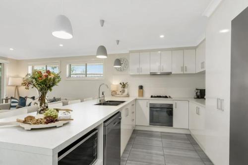 Oscar's Broulee Beach Luxury Coastal Living in Broulee