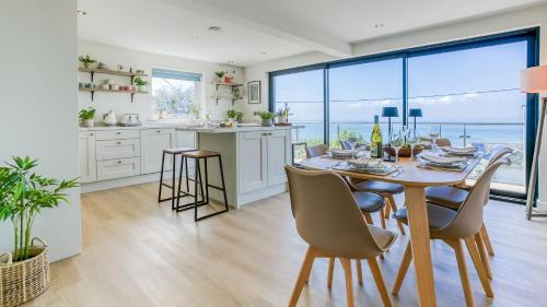 Exterior view, Swn y Mor in Harlech