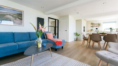 Exterior view, Swn y Mor in Harlech