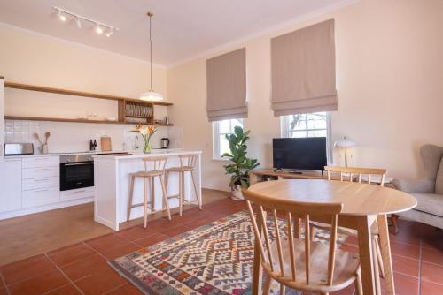 Rozendal Stay Room Type - One-Bedroom Family Apartment