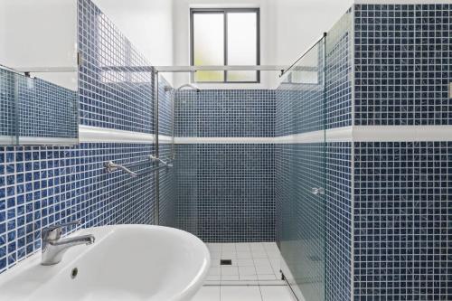 Hilltop Hideaway Family Escape Hilltop Hideaway Family Escape