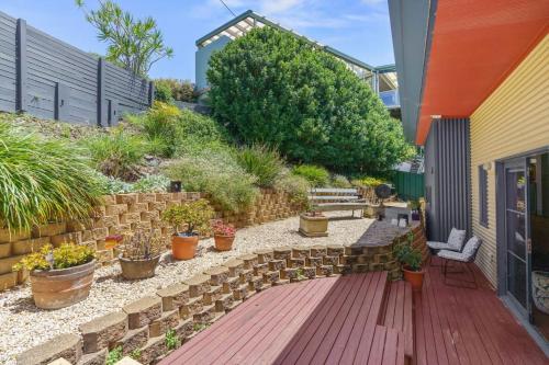 Hilltop Hideaway Family Escape Hilltop Hideaway Family Escape