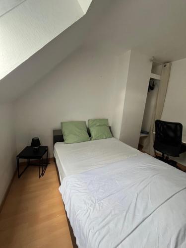 CHAMBRE Cosy in Савінь'ї-льо-Темпль