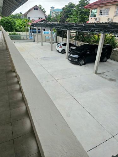 โรงแรมดีรูม D Room in Phra Pradaeng