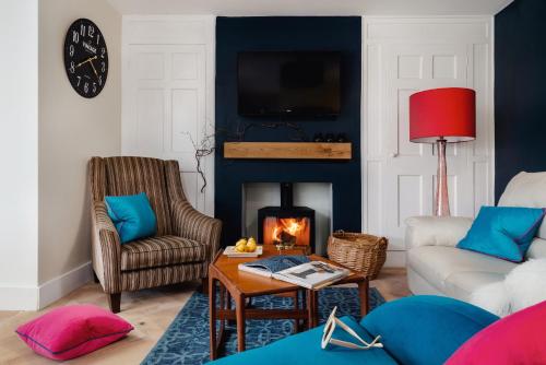Littlefields - With hot tub, garden, private parking and short walk to beach, Seaton (zdjęcie 7)
