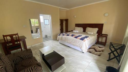 Lynn's Guest House in โฟร์วินด์