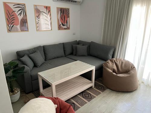 Studio with Private Door Front Seating Area at La Hacienda, Ras Sedr (fotografie 9)