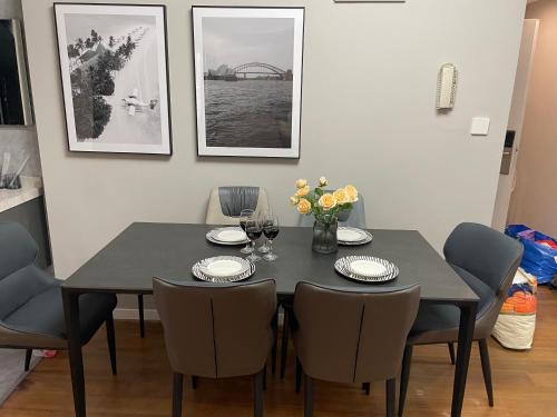 Three-Bedroom Apartment image 6