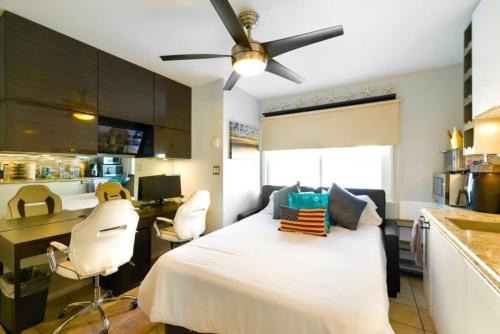 107-Oceanfront Lux 1/7 - image 2