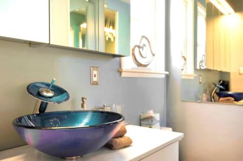 107-Oceanfront Lux 1/7 - image 12