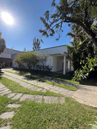 Suite em casa maravilhosa, melhor localização de Araruama (Suite em casa maravilhosa, melhor localizacao de Araruama) in Vila Capri