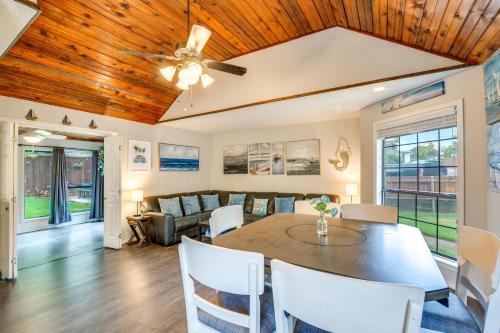 Cozy Texas Vacation Rental Near Lewisville Lake! in Lake Dallas, USA