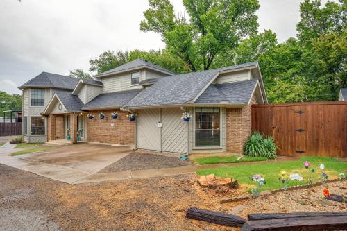 Walk to Boat Ramp Texas Home Near Lewisville Lake in Lake Dallas