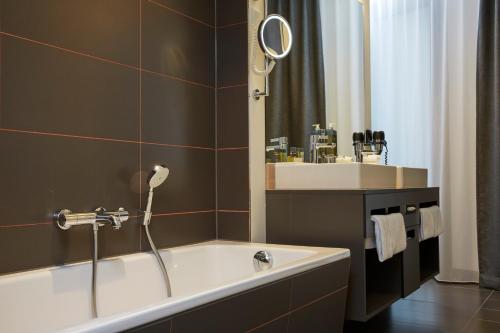 HYPERION Hotel Hamburg City, Trademark Collection by Wyndham, Hamburgo (foto 4)