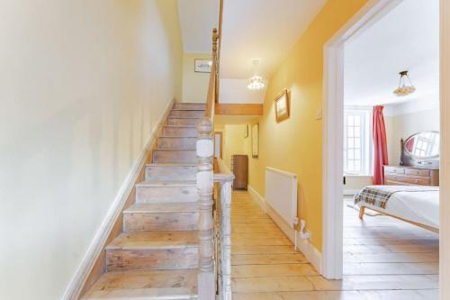 Ivydale - Sheringham Cottages - Tap to explore photos