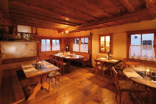 Étterem, Chalets Casa da Luzi in Vella