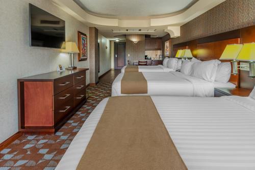 Standard Triple Room image 7