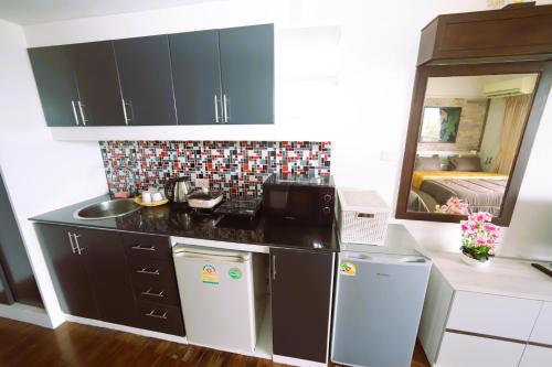 Beach front Apartment with Sea View VIP CONDOCHAIN Beach front Apartment with Sea View VIP CONDOCHAIN