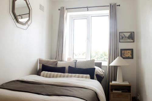 Charming Windsor 3 Bedroom House near Windsor Castle and Legoland, Windsor (zdjęcie 5)