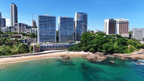 Apartamento de Luxo com acesso exclusivo à Praia