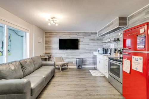 Wildwood Condo Community Pool, Walk to Beach!